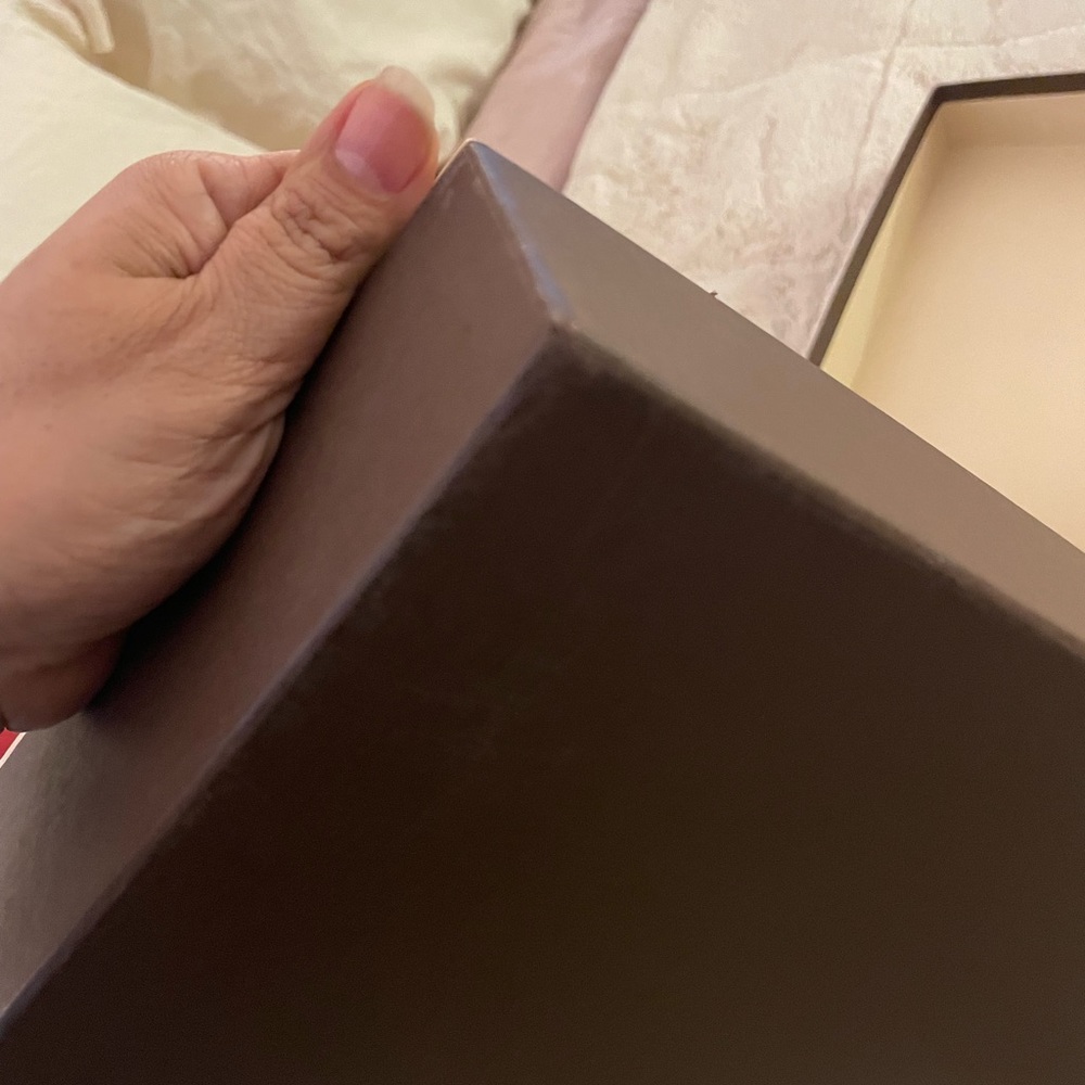 Auth Louis Vuitton Large Box - Picture 7 of 11